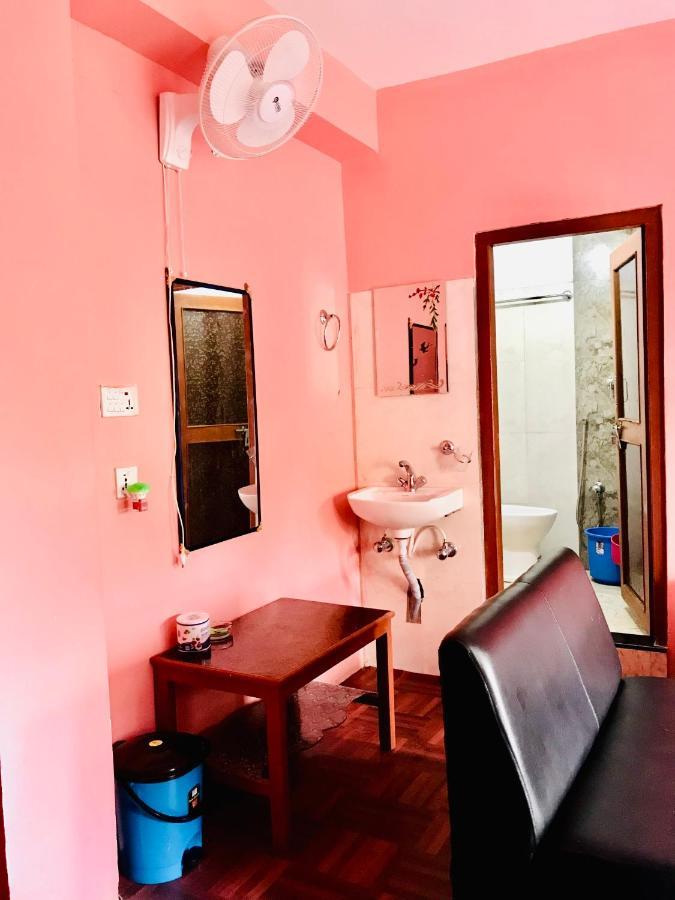 Shristi Hotel & Lodge Bandipur Exterior photo