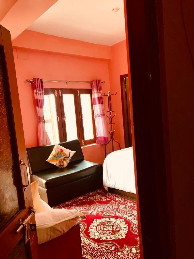 Shristi Hotel & Lodge Bandipur Exterior photo