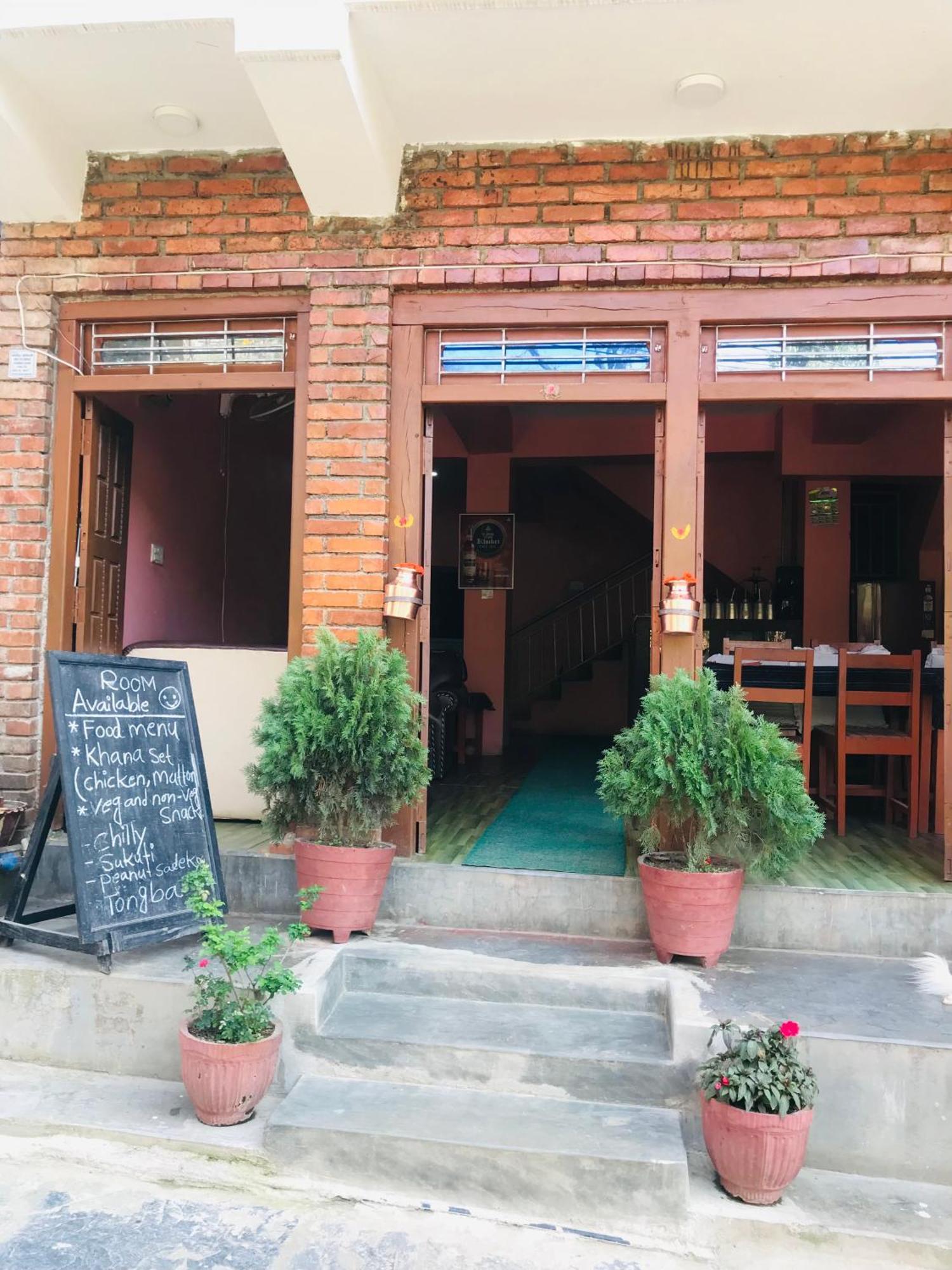 Shristi Hotel & Lodge Bandipur Exterior photo