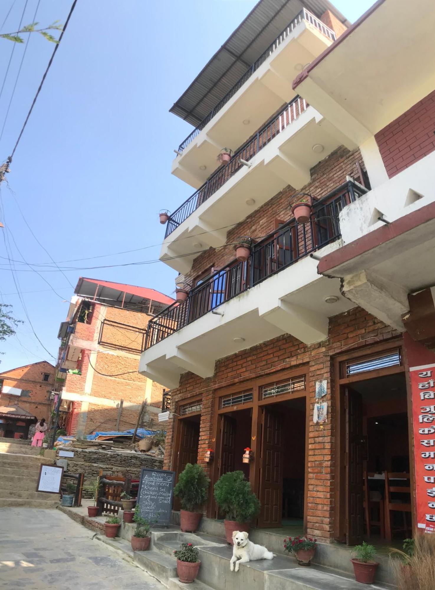 Shristi Hotel & Lodge Bandipur Exterior photo