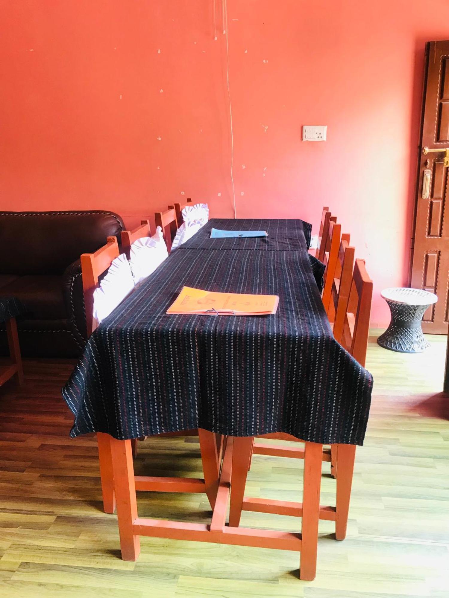 Shristi Hotel & Lodge Bandipur Exterior photo